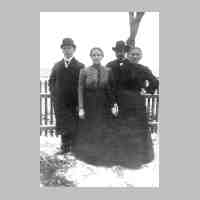 002-0057 Links im Bild  -  August Klaer mit Ehefrau Maria, geb. Warstat .jpg